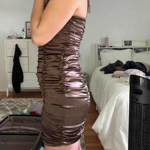 Urban Outfitters Brown Ruched Bodycon Dress - Picture 7 of 7